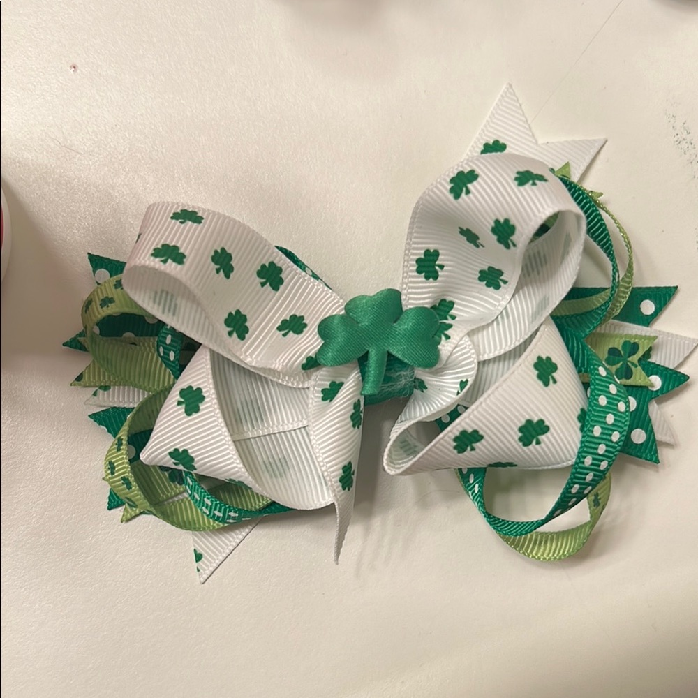Green and White Shamrock Hair Bow